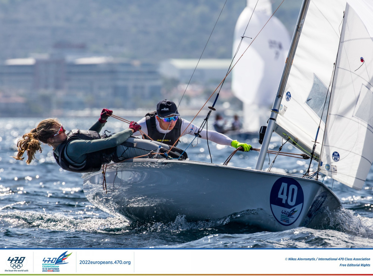 Lucie et Matisse à l'empannage