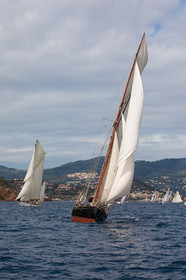 DER190924_068.jpg