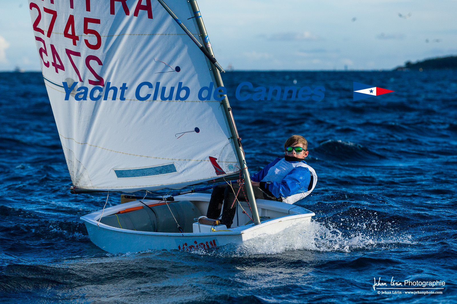 Entrainement dans la brise en Optimist Compétition Entrainement dans la brise en Optimist Compétition