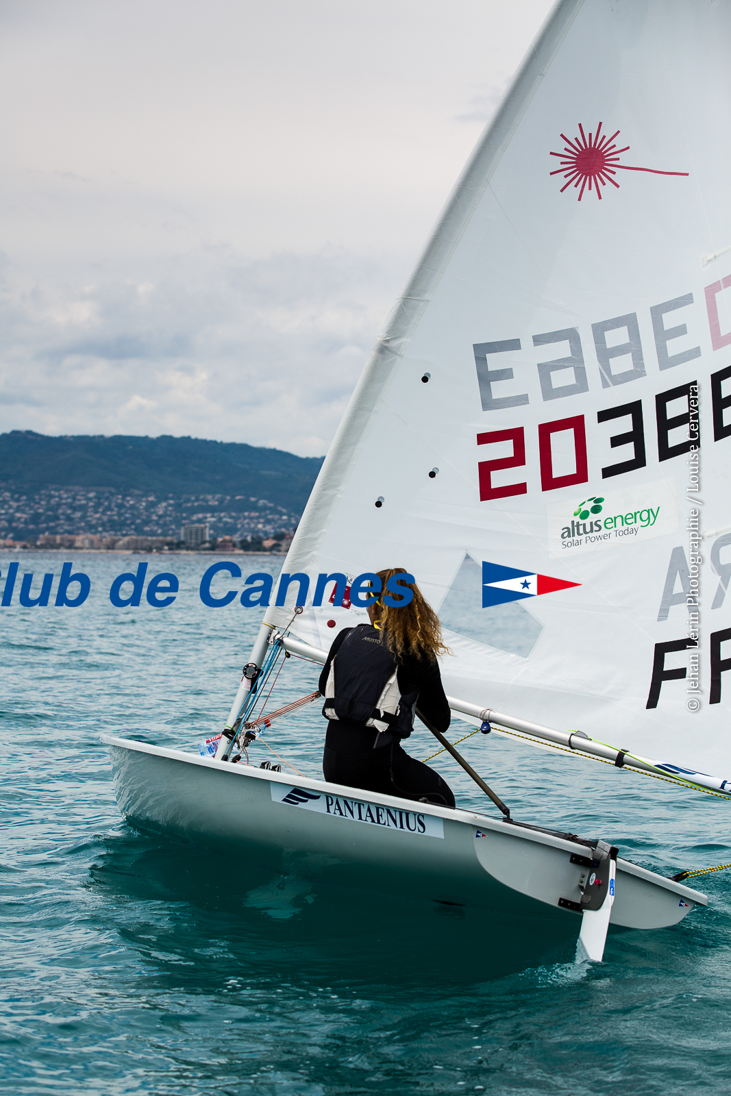 Entrainement Laser Radial_Louise Cervera_Matisse Pacaud_YCC_Cannes_JL_5D3_02 06 2016-0020.jpg